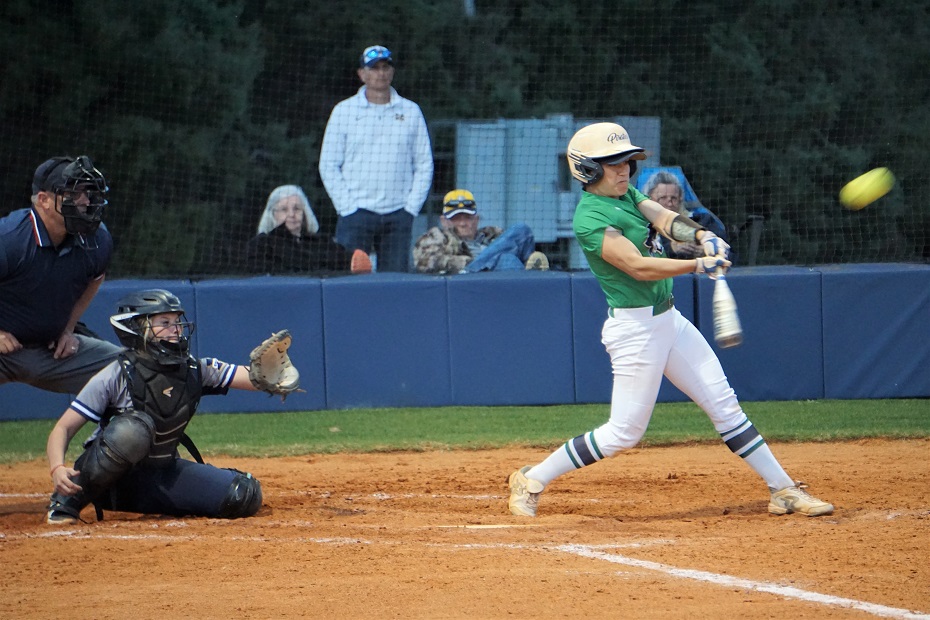 Softball Puts on Offensive Show